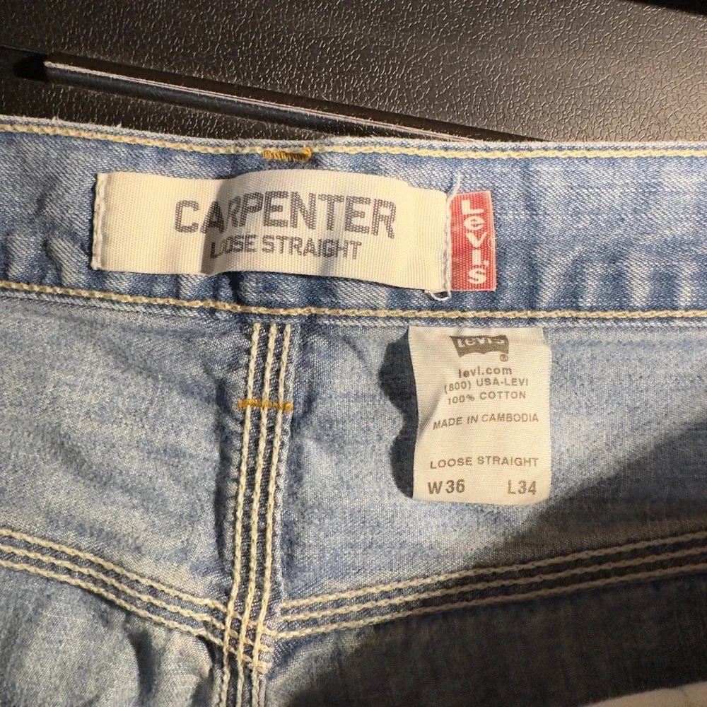 Levis levi carpenter